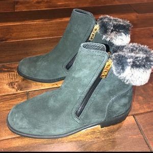 Women’s size 8 Cole haan quinney waterproof boots